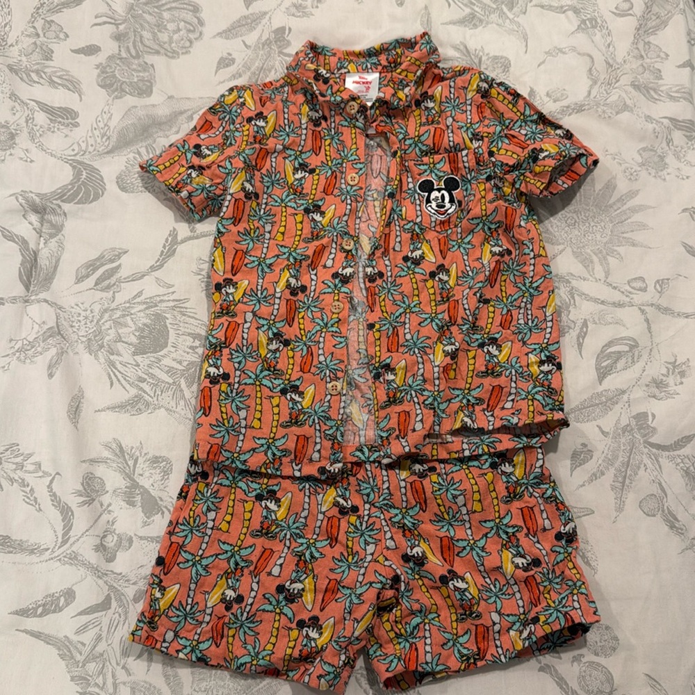 Mickey Mouse Linen Set